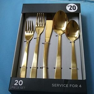 Brand New 20 pc Set STAINLESS STEEL Flatware